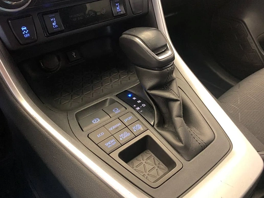 Купить Тойота Новый RAV4 2021г.