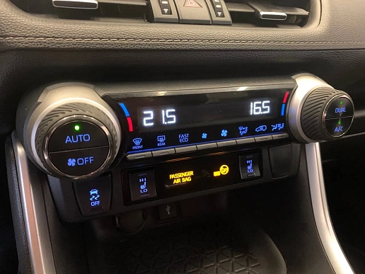 Купить Тойота Новый RAV4 2021г.