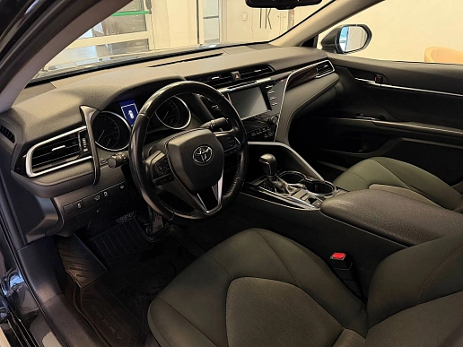 Купить Тойота Камрй 2020г.