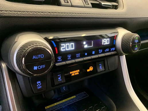 Купить Тойота Новый RAV4 2020г.