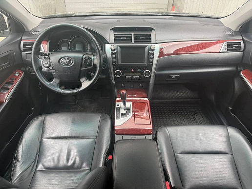 Купить Тойота Камрй 2013г.