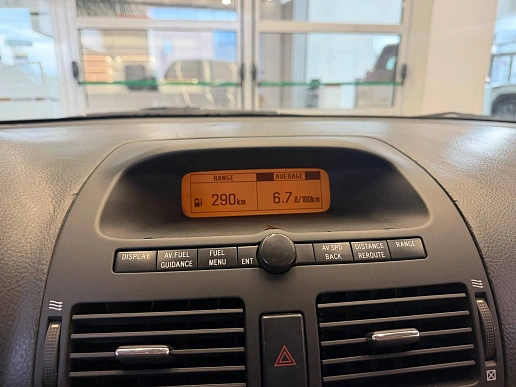 Купить Тойота Авенсис 2003г.