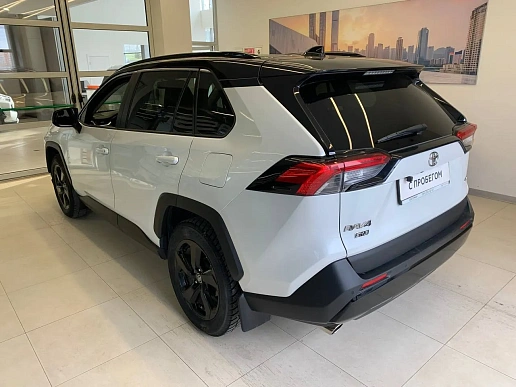 Купить Тойота Новый RAV4 2020г.