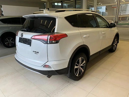 Купить Тойота Новый RAV4 2018г.