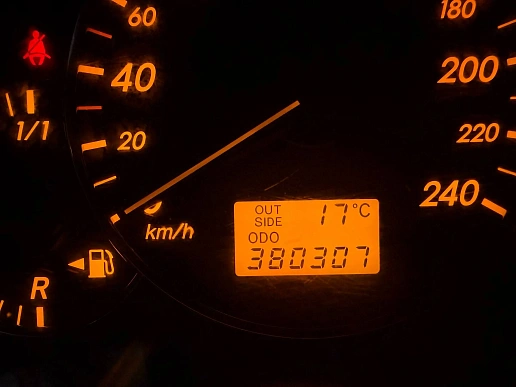 Купить Тойота Авенсис 2003г.