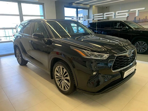 Купить Тойота Хайлендер 2021г.