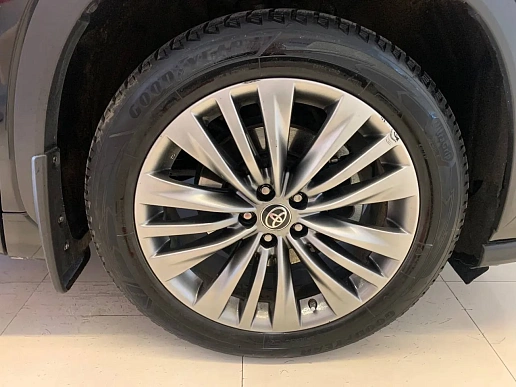 Купить Тойота Хайлендер 2021г.