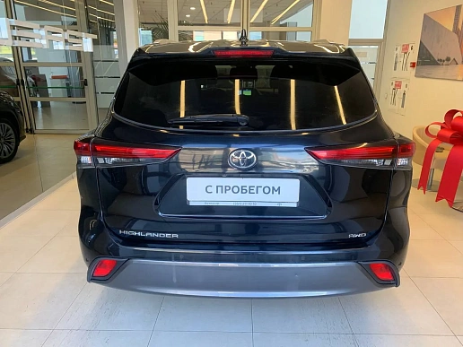 Купить Тойота Хайлендер 2021г.
